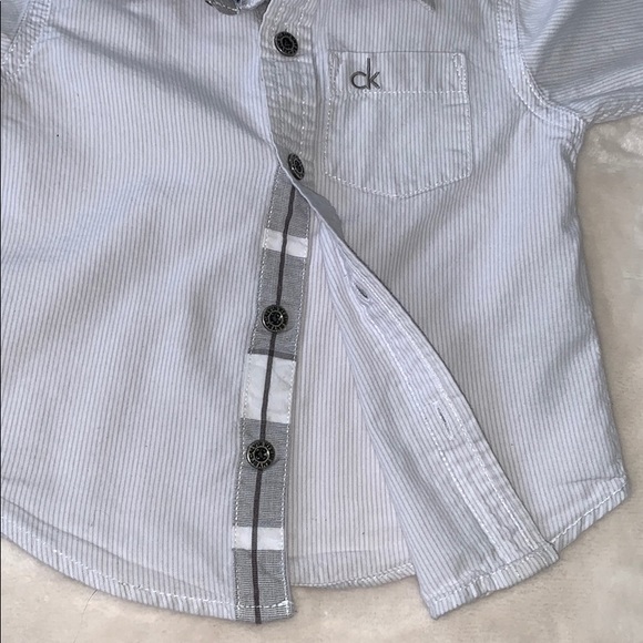 Boys Calvin Klein button down gray white shirt 18M - Picture 8 of 10